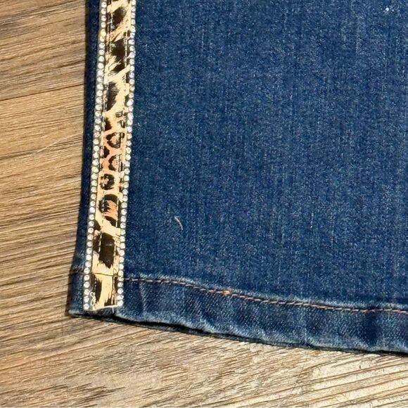 NWT Cenia Medium Wash Blue Jeans with Leopard Print and Bling Side Trim Size 16W - Picture 4 of 14